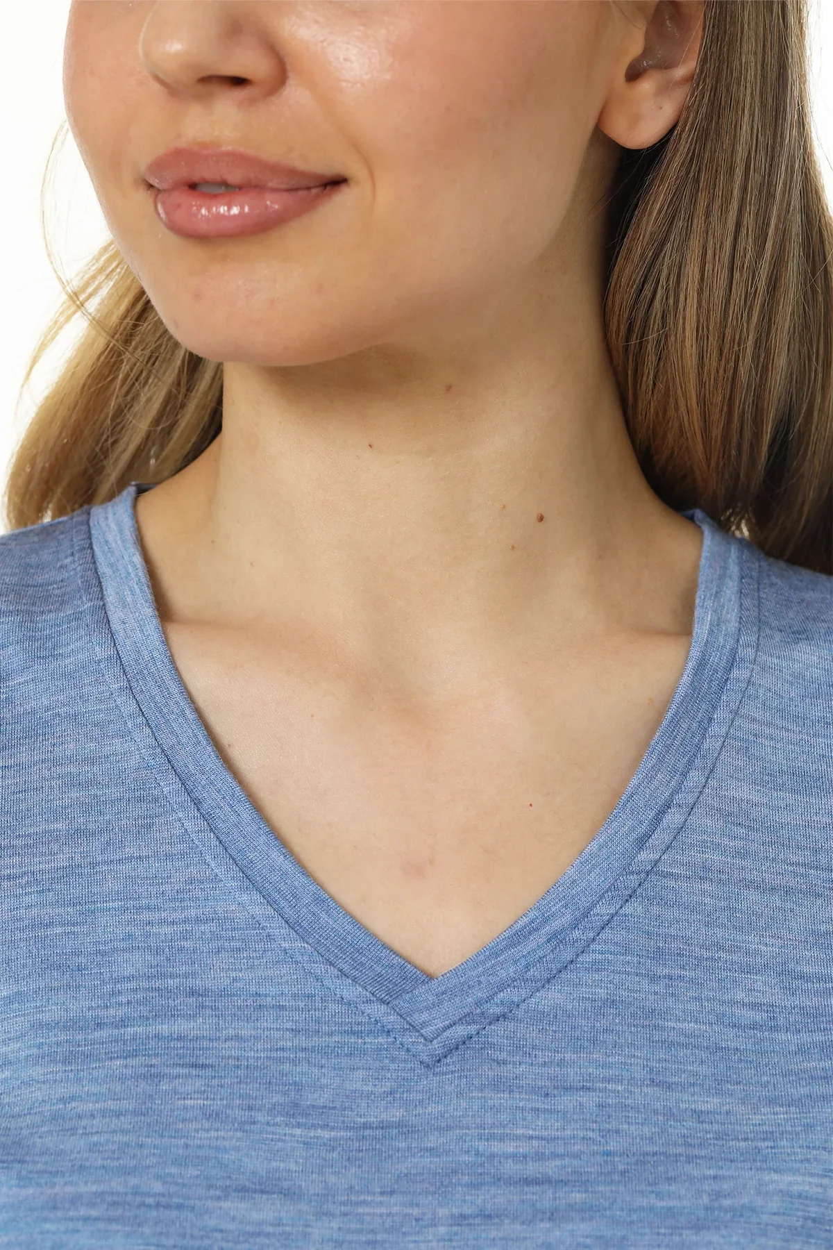 Women's Merino T-shirt 180 Deep Blue | V-Neck (+socks) - Image 6